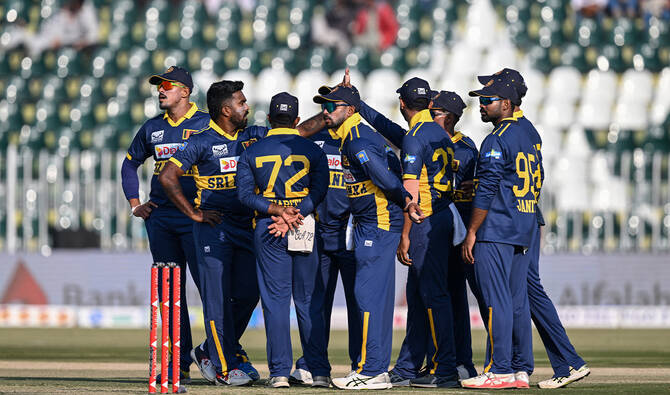 Pakistan deploys troops to guard Sri Lanka cricketers after capital bombing