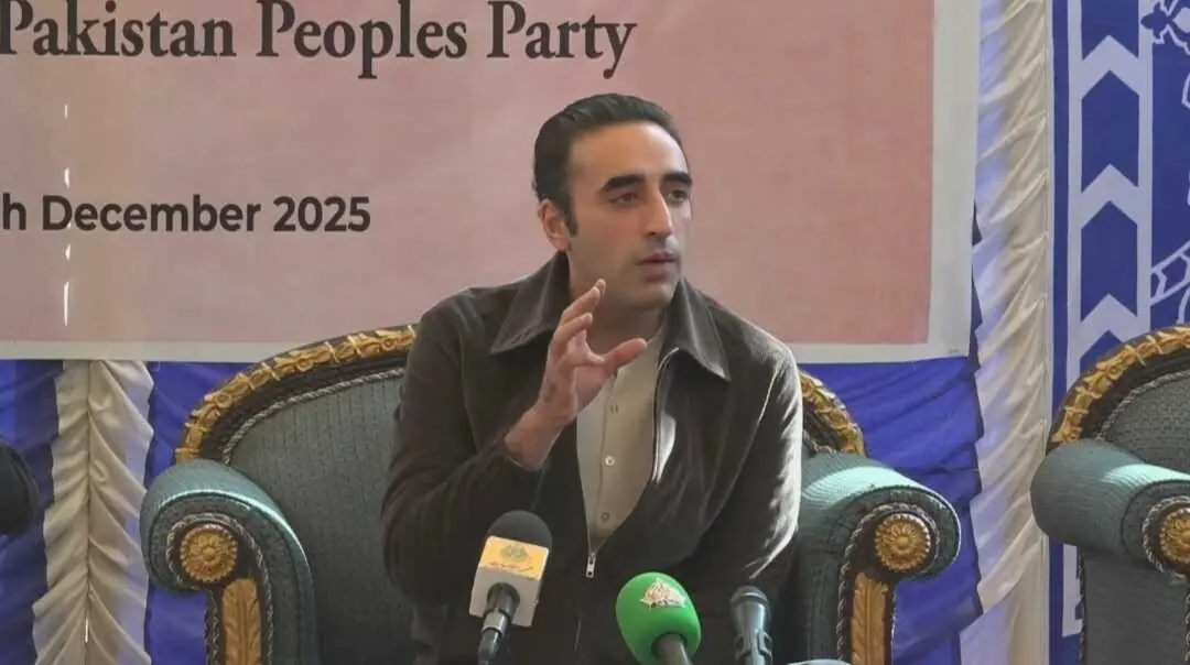 Bhutto-Zardari calls on Imran Khan’s party to abandon ‘extremism’ and rejoin democratic politics
