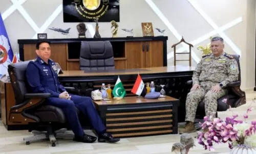 Iraq signals interest in buying Pakistan’s JF-17 fighter jets