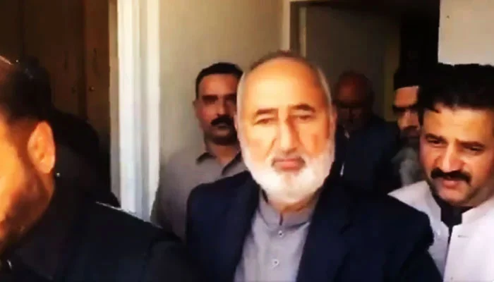 FIA files corruption charges against brother of former spy chief in land fraud case – report