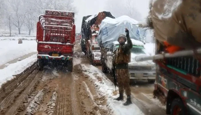 Displaced Tirah families caught between weather and political wrangling
