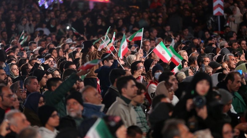 Pakistan issues travel advisory as economic protests spread in Iran