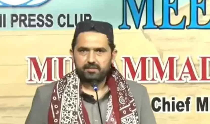CM Afridi says PTI opposes all militant groups, seeks talks with Sharif on terrorism
