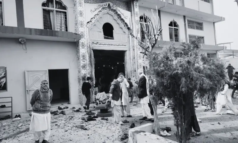 UPDATE 1-Blast at Shia mosque in Islamabad kills 10, injures over a dozen – police