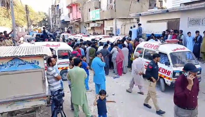 At least 16 killed in Karachi building collapse after gas explosion