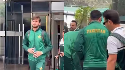 Pakistan squad reaches Sri Lanka for World Cup as ICC calls urgent meeting over India match boycott