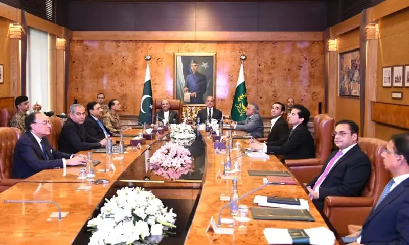Pakistan’s top leaders urge unity as Iran war disrupts oil supplies and heightens security risks
