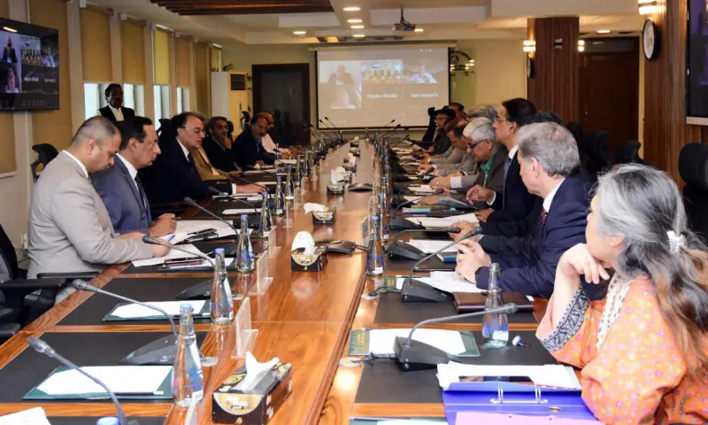 ECC redirects Rs100 billion development spending to cushion consumers from petroleum volatility