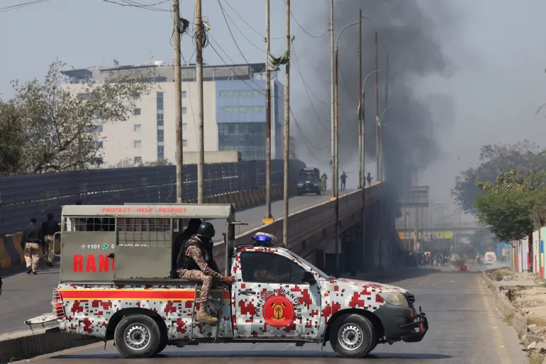 US Marines open fire on protesters storming Karachi consulate in deadly clashes over Khamenei assassination – report