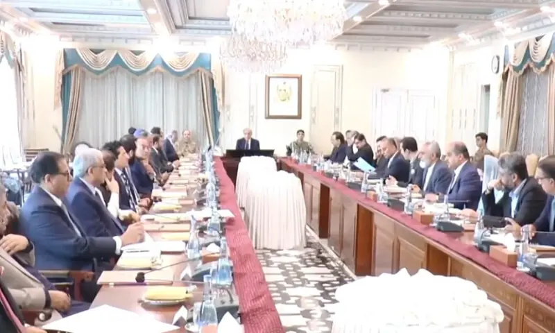 PM Sharif urges provinces to slash development spending, prioritise relief as oil crisis deepens from Iran war
