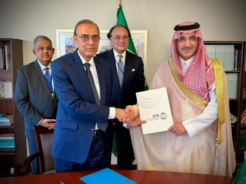 Pakistan signs agreement with Saudi Arabia to extend $3 billion deposit