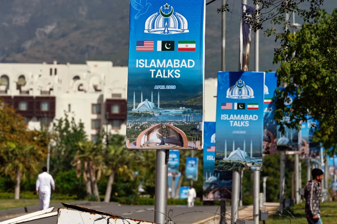 Pakistan presses US and Iran to extend fragile ceasefire as deadline looms and second round of talks hangs in balance