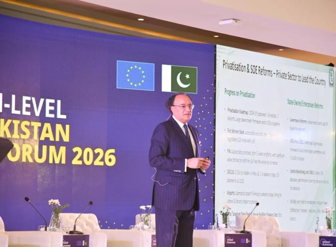 Pakistan sees 4 percent growth, lines up first Panda bond after Saudi inflows