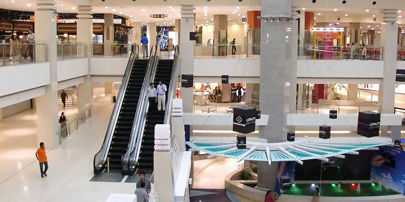 Pakistan orders early closures for markets and malls in energy-saving push as Iran war drives up fuel prices; Sindh yet to join conservation plan