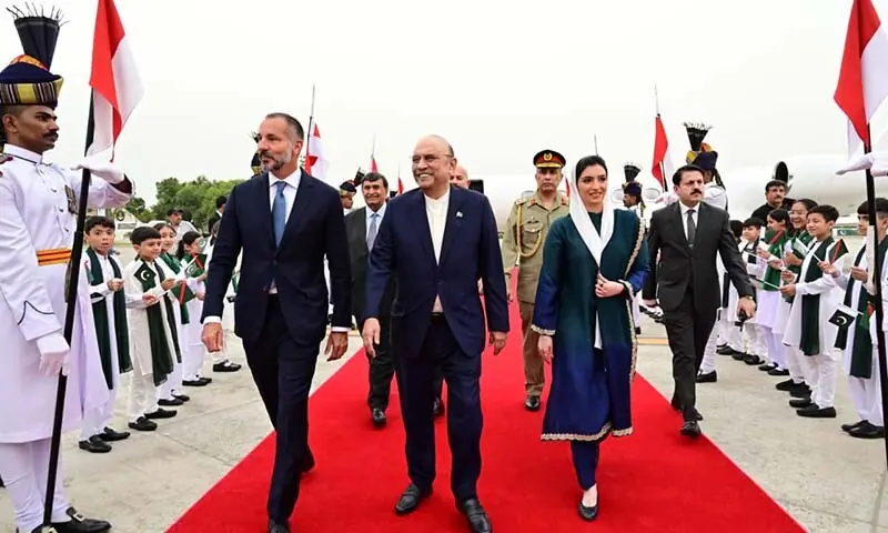 Aga Khan V, on first visit as Ismaili spiritual leader, meets Zardari and reaffirms AKDN’s development pledge in Pakistan