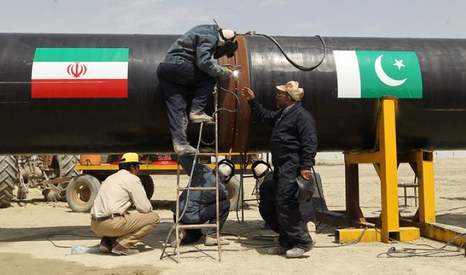 Pakistan-Iran ties deepen after Pezeshkian visit, but sanctions keep flagship projects on hold