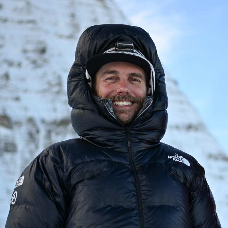 French climber dies in K-6 avalanche; two teammates survive