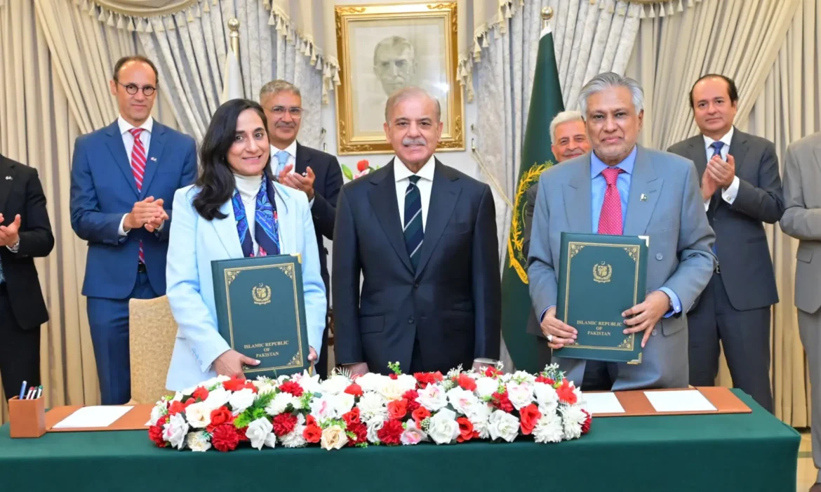 Canada, Pakistan sign trade deal as Ottawa looks to rebuild ties