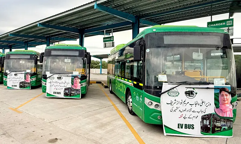 Electric bus ‘gift’ sparks bribery row as over 18,000 troops deployed for Kashmir election