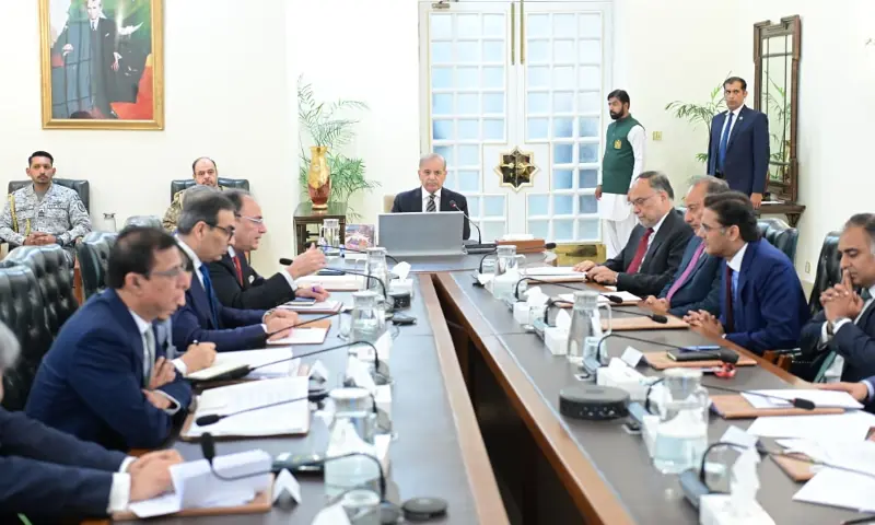 PM Sharif orders faster civil service cuts to trim deficit