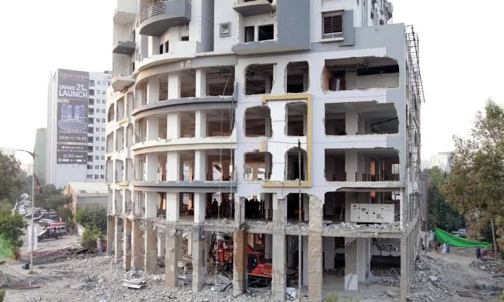 Pakistan’s top court reverses course on Nasla Tower demolitions, faults justices for overreach
