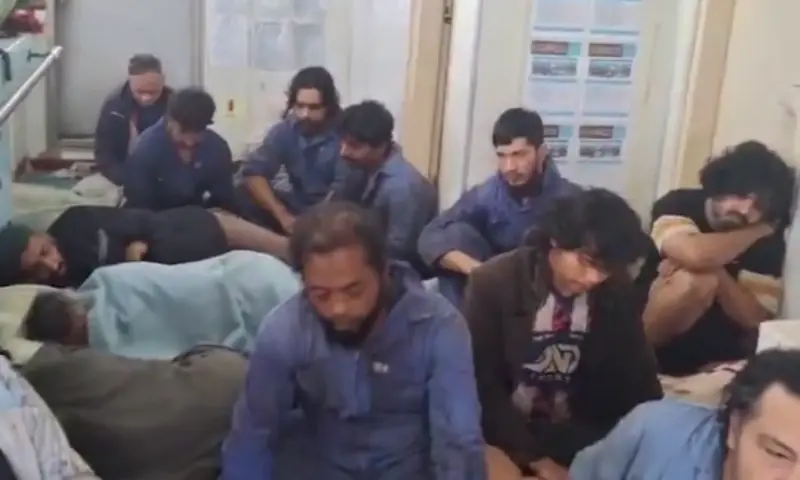 Pakistan orders diplomatic push as sailors held by Somali pirates enter fourth month of captivity