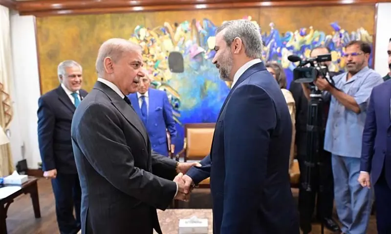 Syria’s foreign minister makes historic Islamabad visit as Sharif pledges deeper ties with Damascus