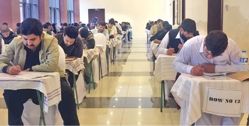 Thousands of Afghan medical students told to leave Pakistan as deportation drive widens