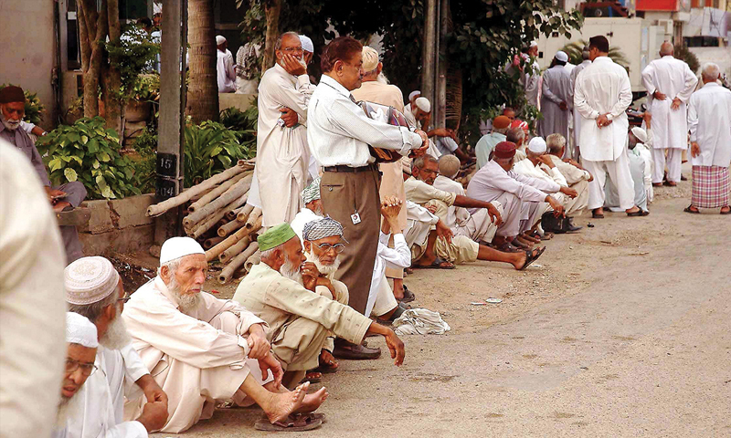 Pakistan ends bank role in pension life checks, shields accounts from dormancy