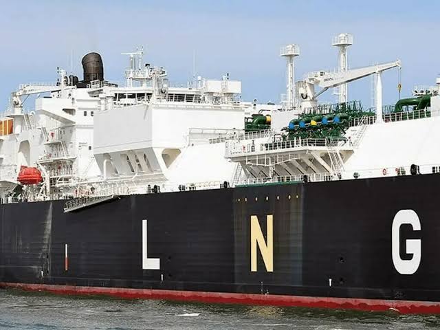 Qatar LNG tanker docks in Karachi after first open Hormuz crossing in six weeks