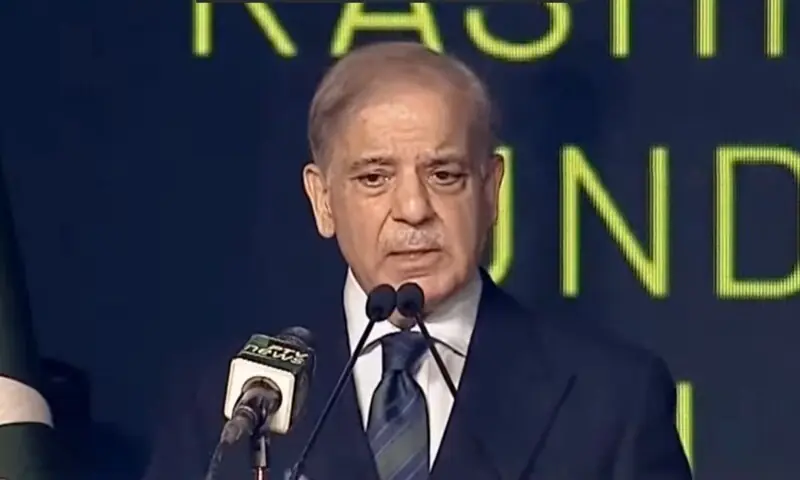 PM Sharif offers PTI fresh talks if it halts long march on Islamabad