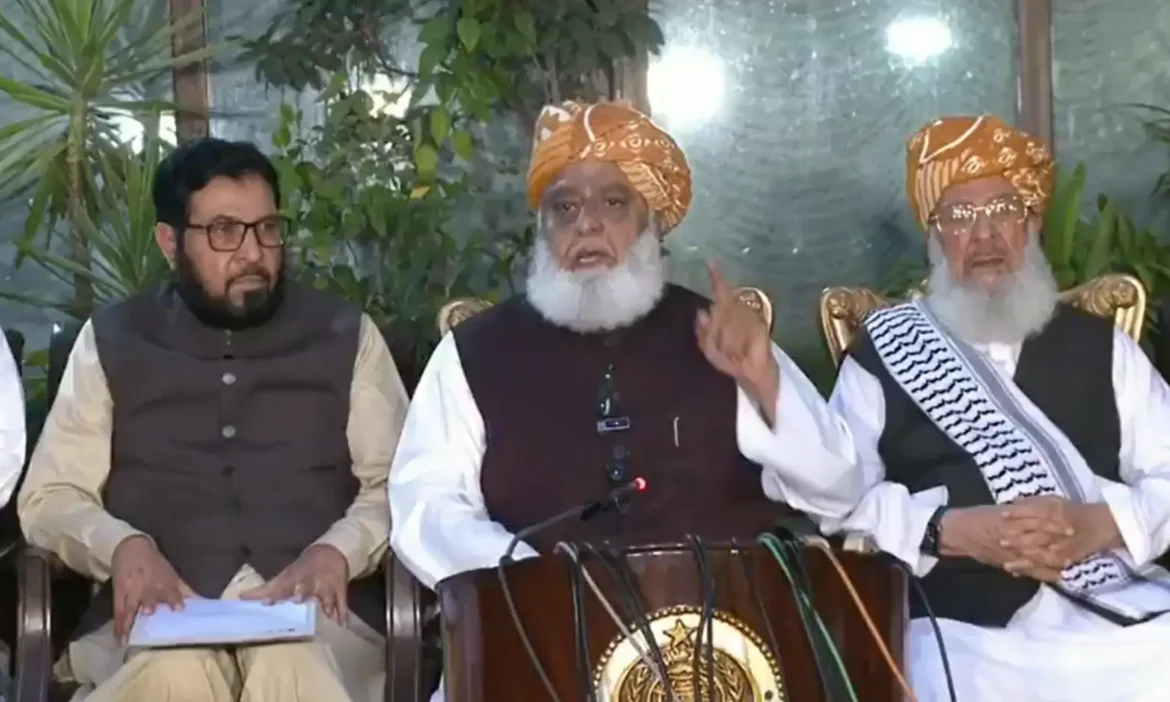 JUI-F chief rejects federal takeover of KP, points to worse security in Balochistan