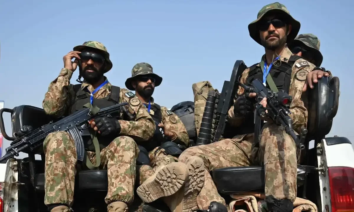 Three militant commanders among eight killed in Dera Ismail Khan raid
