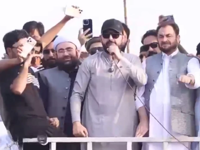 Imran Khan’s party marches on with vow to block new military operation in northwest Pakistan