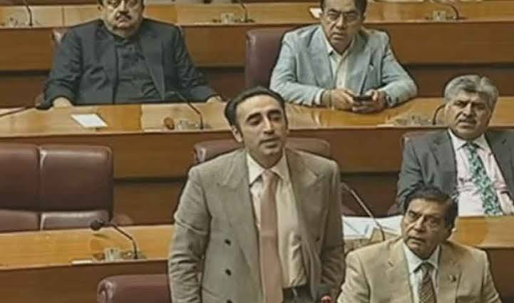 PPP chairman offers to ask PM to end K-P emergency if PTI agrees to talks