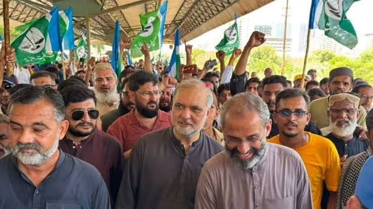 Jamaat-e-Islami to protest and negotiate on Friday over fuel levy